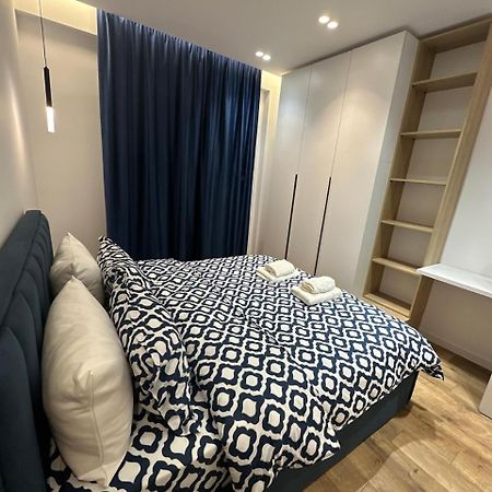 Erinda'S Apartment Тирана Экстерьер фото